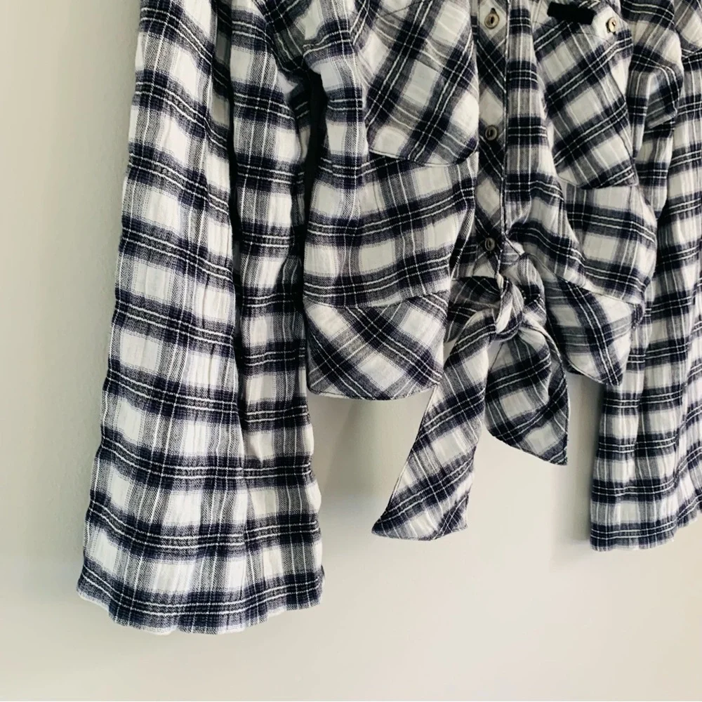 Free People First Bloom Tie Front Plaid Button-Down Top Small Blue Gray Gingham